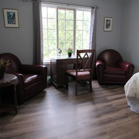 Luxury Suites At Military Trail Toronto Room photo