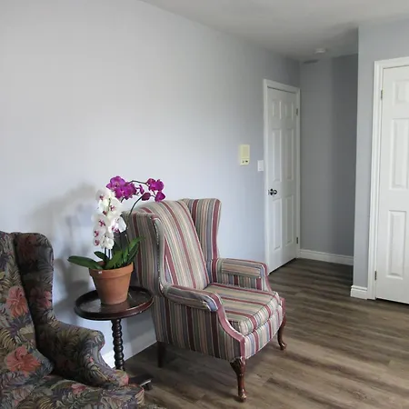 Luxury Suites At Military Trail Toronto Room photo