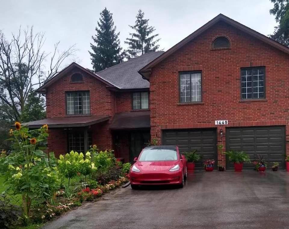 Homestay Luxury At Military Trail Toronto