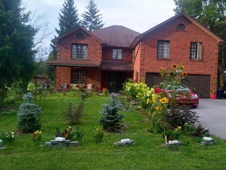 Luxury At Military Trail Toronto